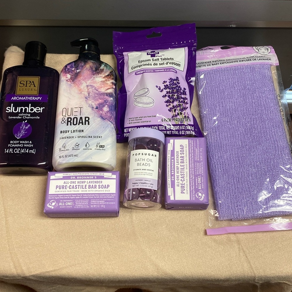 Lavender scented bath set
